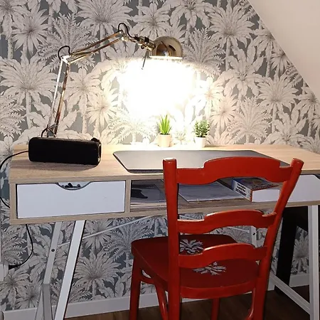 Prive Avec Piscine, Fibre Et Netflix דירה