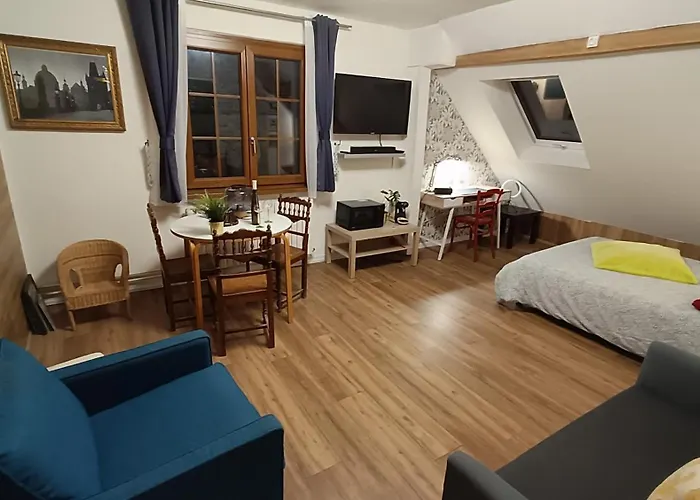 Prive Avec Piscine, Fibre Et Netflix