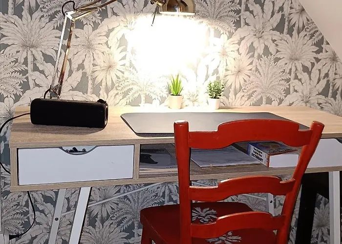 Prive Avec Piscine, Fibre Et Netflix Lejlighed